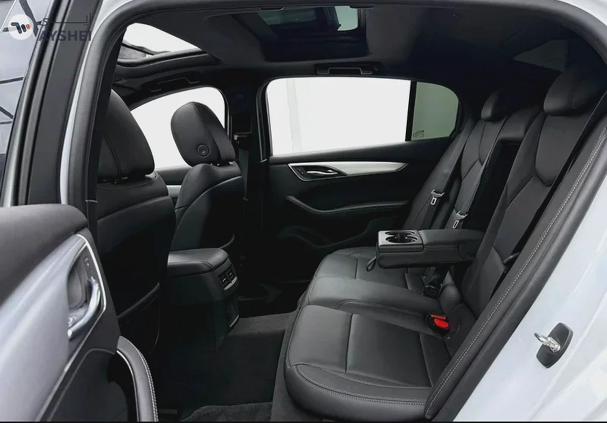 Cadillac CT5 Full option 2023 GCc under warranty and service contact-11-11