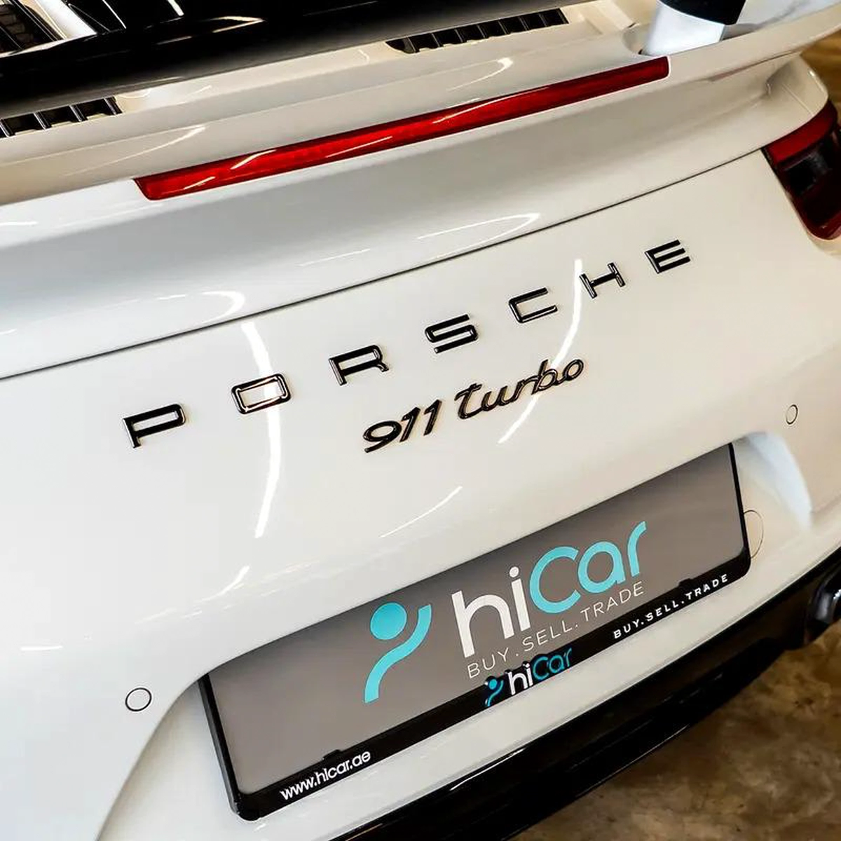AED 11,201 p.m • 0% Downpayment • Porsche 911 Turbo (991) • 1 Year Warranty-4-4