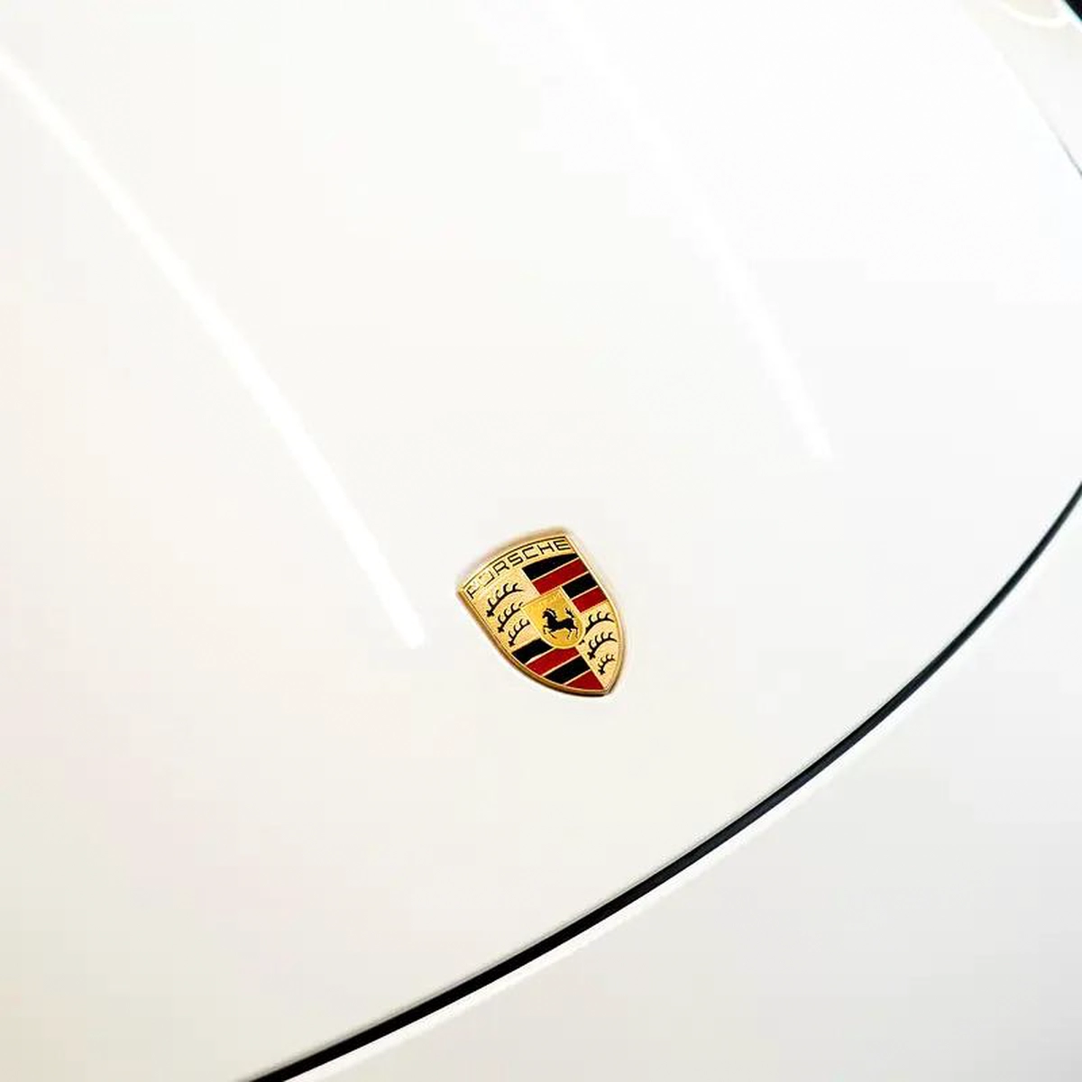 AED 11,201 p.m • 0% Downpayment • Porsche 911 Turbo (991) • 1 Year Warranty-6-6