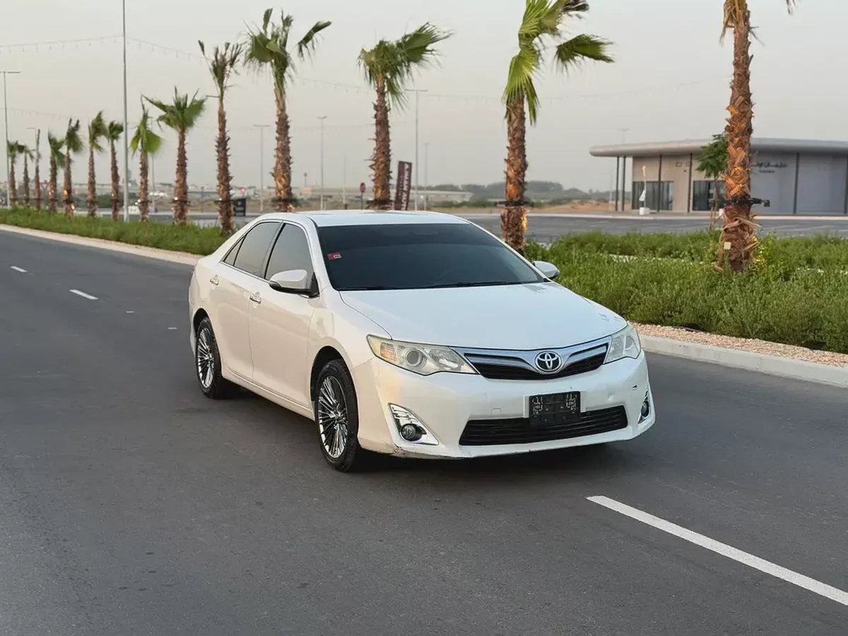 Toyota Camry GL 2015 | GCC Specs | Well Maintained-3-3