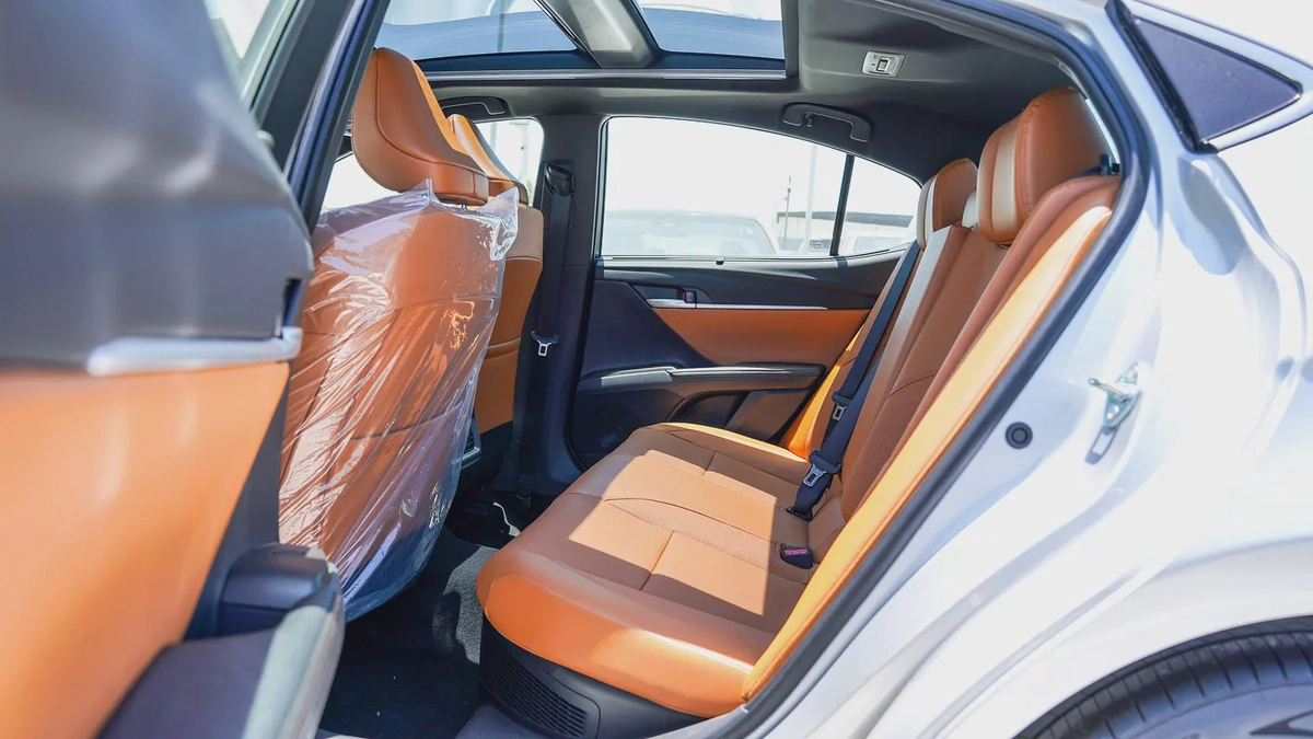 Toyota Camry Lumiere 2026 GCC Specs-11-11