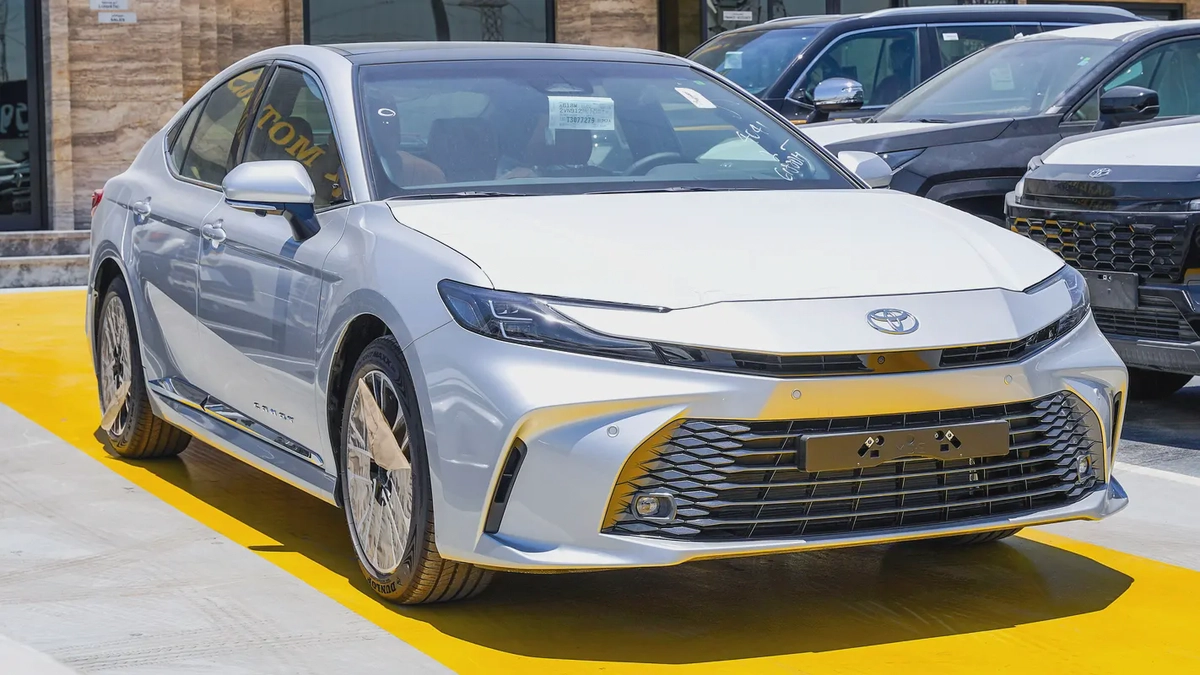 Toyota Camry Lumiere 2026 GCC Specs-2-2