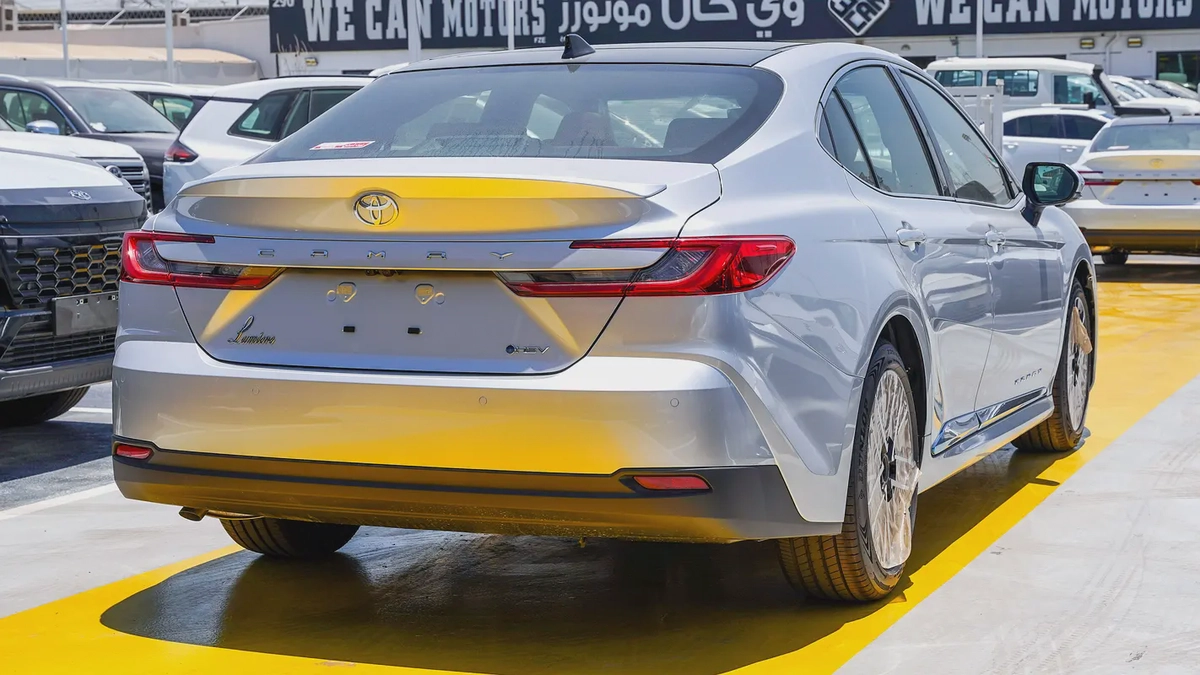 Toyota Camry Lumiere 2026 GCC Specs-5-5