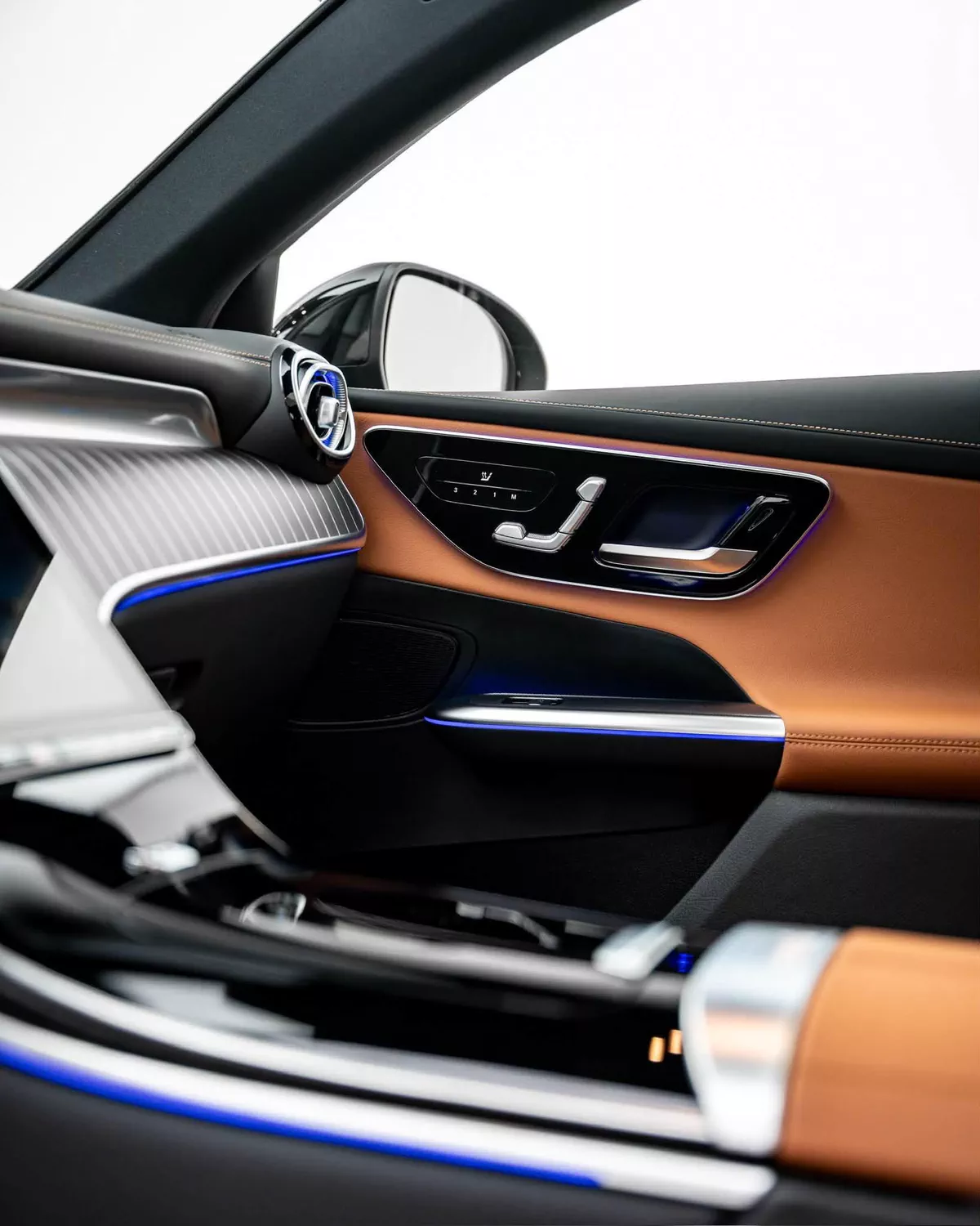 2026 Mercedes-Benz GLC 200-5-5