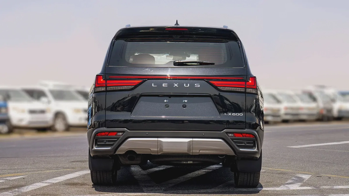 Lexus LX 600 VIP 2026 GCC Specs - Brand New-8-8