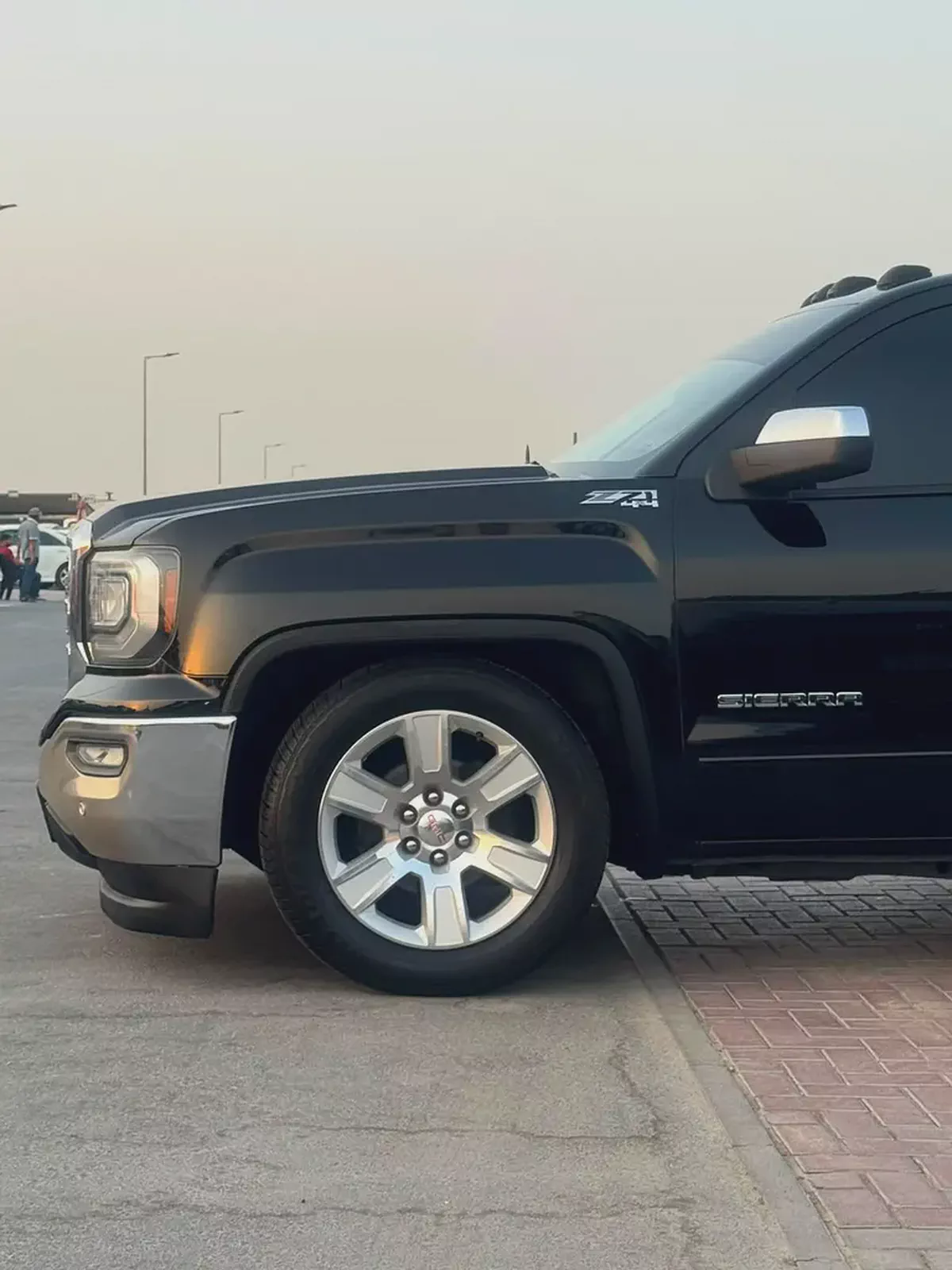 جي ام سي سيرا Z71 مواصفات خليجة بحالة جيدة-7-7