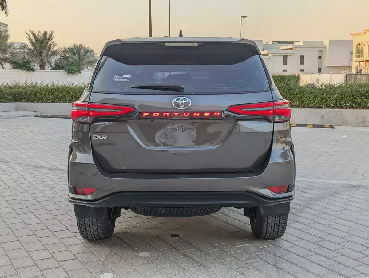 TOYOTA FORTUNER 2016 FACELIFTED 2025 V4 2.7L GCC IN EXCELLENT CONDITION-14-14
