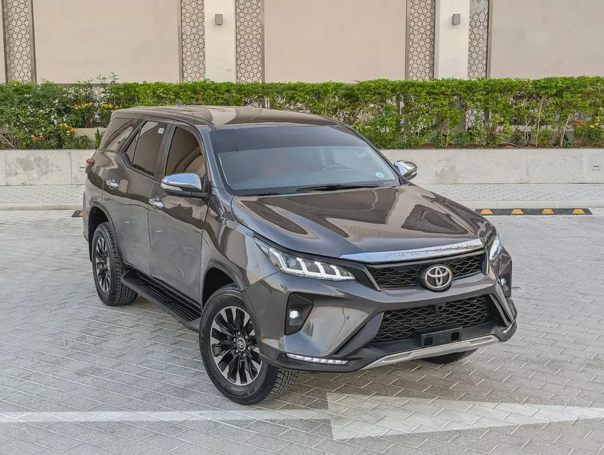 TOYOTA FORTUNER 2016 FACELIFTED 2025 V4 2.7L GCC IN EXCELLENT CONDITION