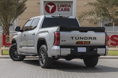 Toyota Tundra 2023-7