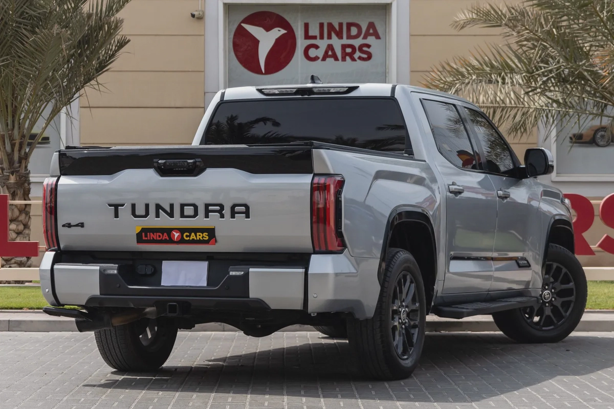 Toyota Tundra 2023-6-6
