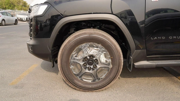 Toyota Land Cruiser GR SPORT 3.5L V6
