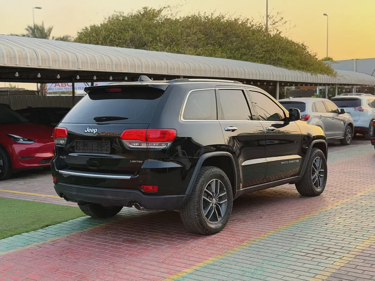 Jeep Grand Cherokee L Limited 2017 GCC Specs-3-3