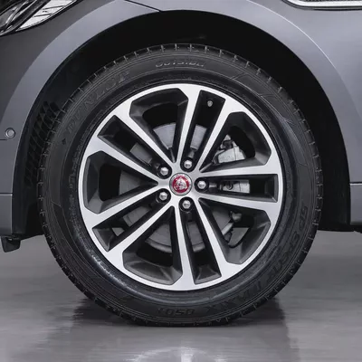 AED 1,436 p.m • 0% Downpayment • Jaguar F-Pace R-Sport • 1 Year Warranty-6