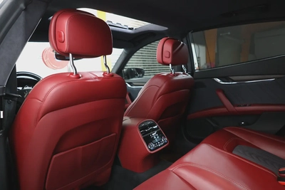 Maserati Quattroporte GranLusso 2021 | GCC Specs | Low Mileage | Pristine Condition-17