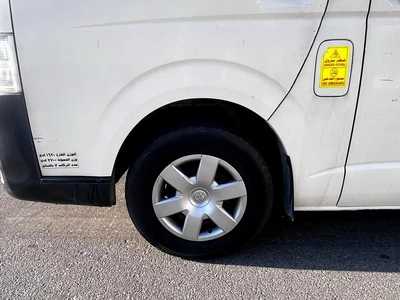 Toyota Hiace Panel Van 2022 GCC Specs Low Mileage-8