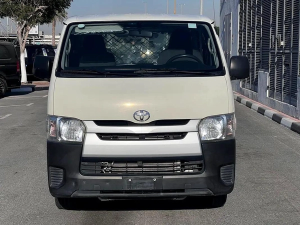 Toyota Hiace Panel Van 2022 GCC Specs Low Mileage