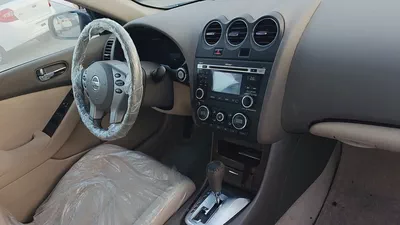 Nissan Altima 2010 SV GCC Specs - Well Maintained-12