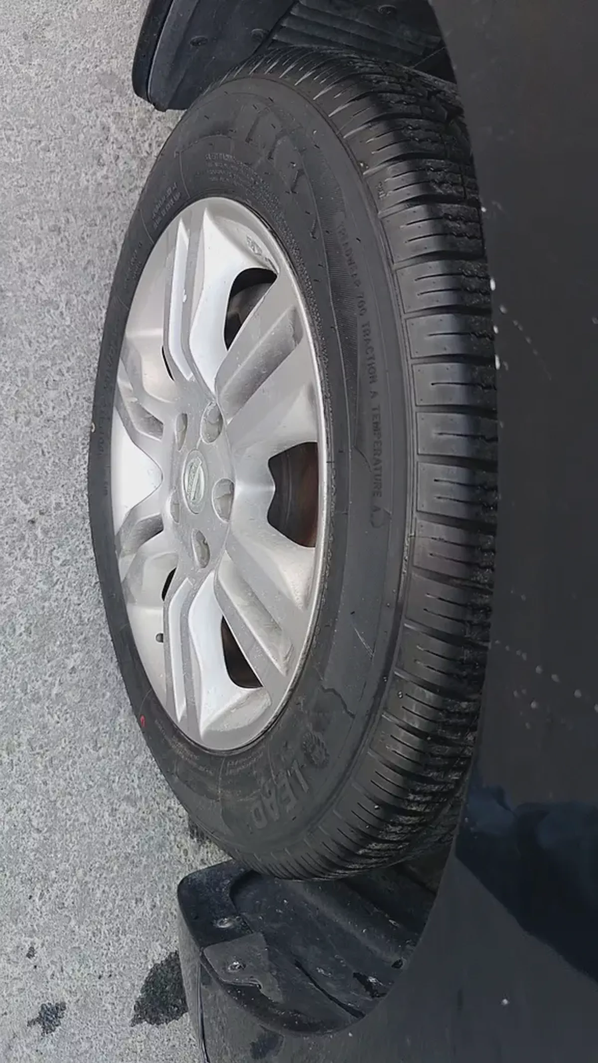 Nissan Altima 2010 SV GCC Specs - Well Maintained-16-16