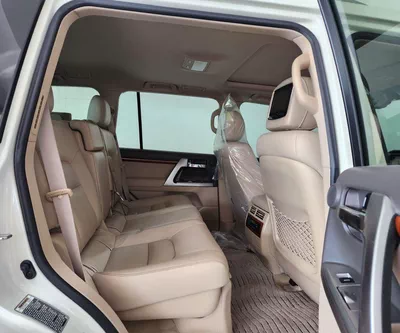 Toyota Land Cruiser VXR LOW MILEAGE 4.6L-8CYL- COMPLETELY AGENCY MAINTAINED - ORIGINAL PAINT-12
