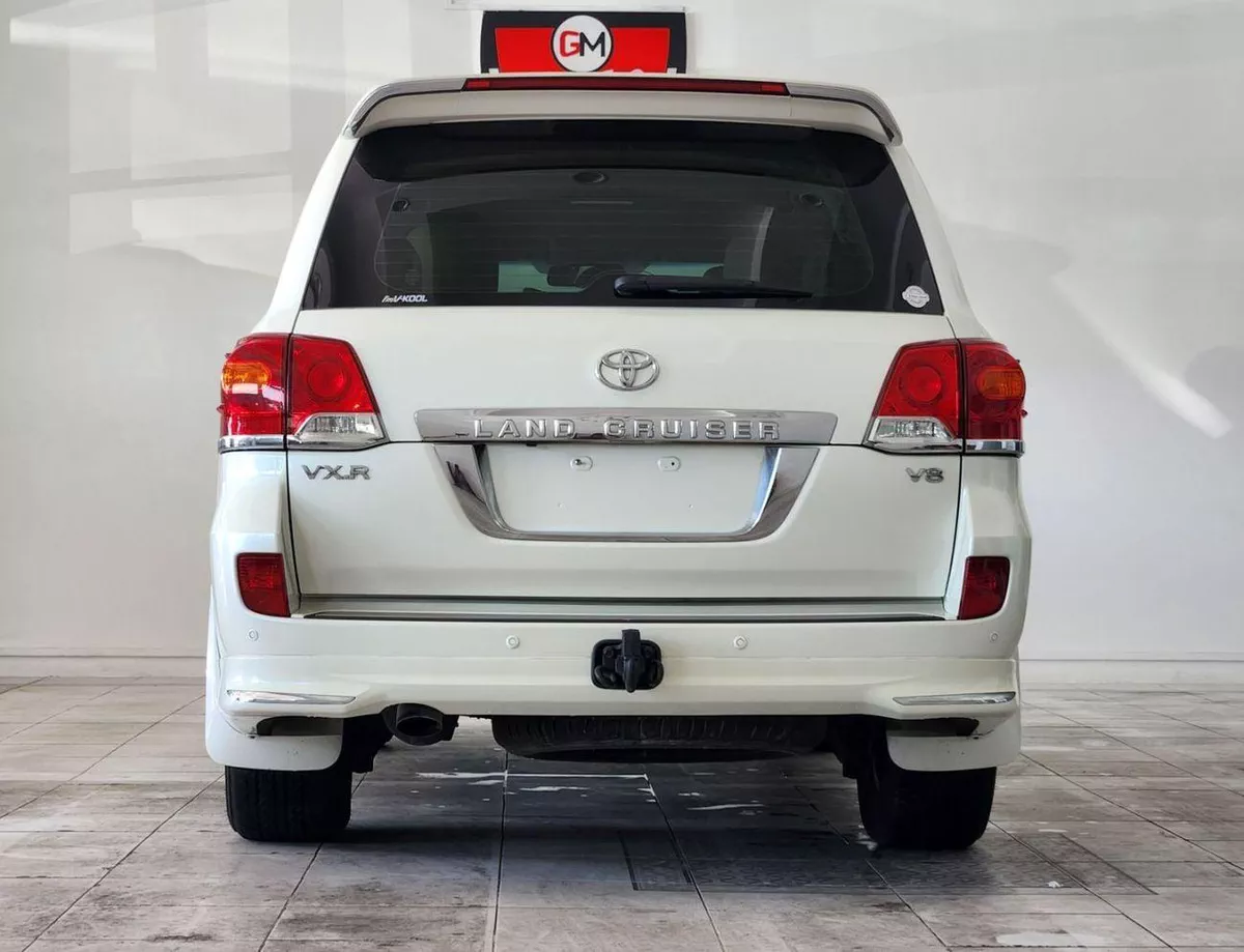 Toyota Land Cruiser VXR LOW MILEAGE 4.6L-8CYL- COMPLETELY AGENCY MAINTAINED - ORIGINAL PAINT-4-0