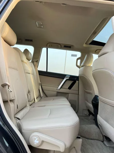 Toyota Prado TX-L 2022 Toyota Prado Full Option 4.0L V6 - AWD 4x4 GCC- Electric Seat - Rear CAM & Sensors - Cool B-16