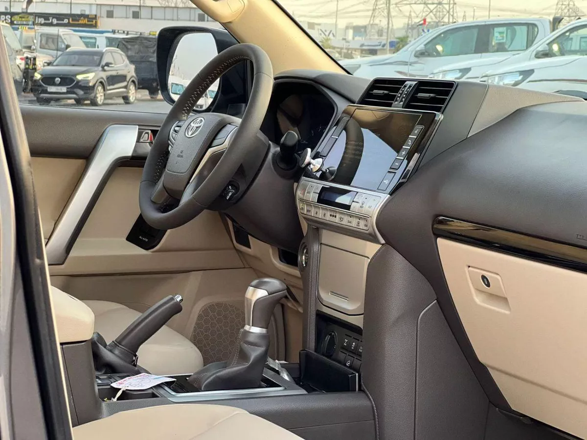 Toyota Prado TX-L 2022 Toyota Prado Full Option 4.0L V6 - AWD 4x4 GCC- Electric Seat - Rear CAM & Sensors - Cool B-14-0