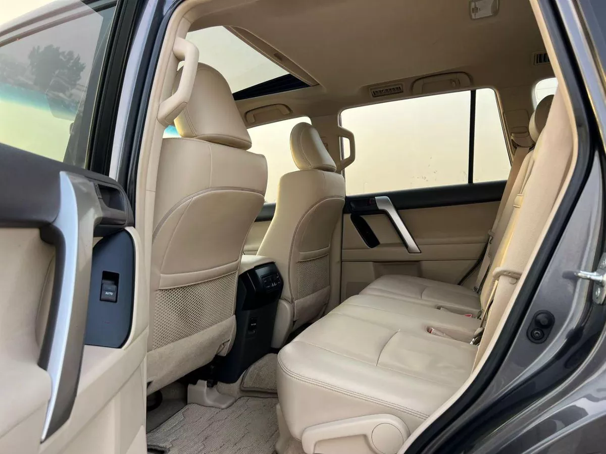 Toyota Prado TX-L 2022 Toyota Prado Full Option 4.0L V6 - AWD 4x4 GCC- Electric Seat - Rear CAM & Sensors - Cool B-17-0