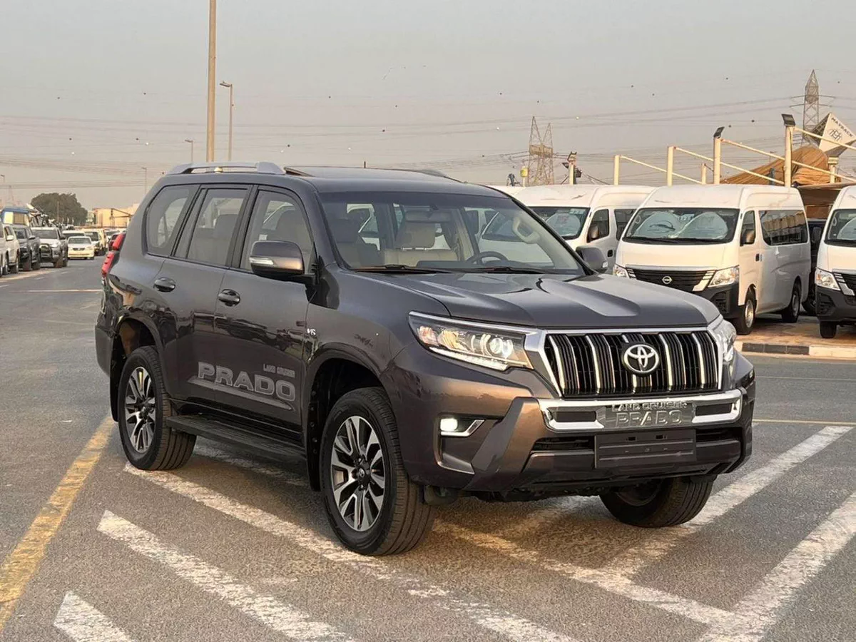 Toyota Prado TX-L 2022 Toyota Prado Full Option 4.0L V6 - AWD 4x4 GCC- Electric Seat - Rear CAM & Sensors - Cool B