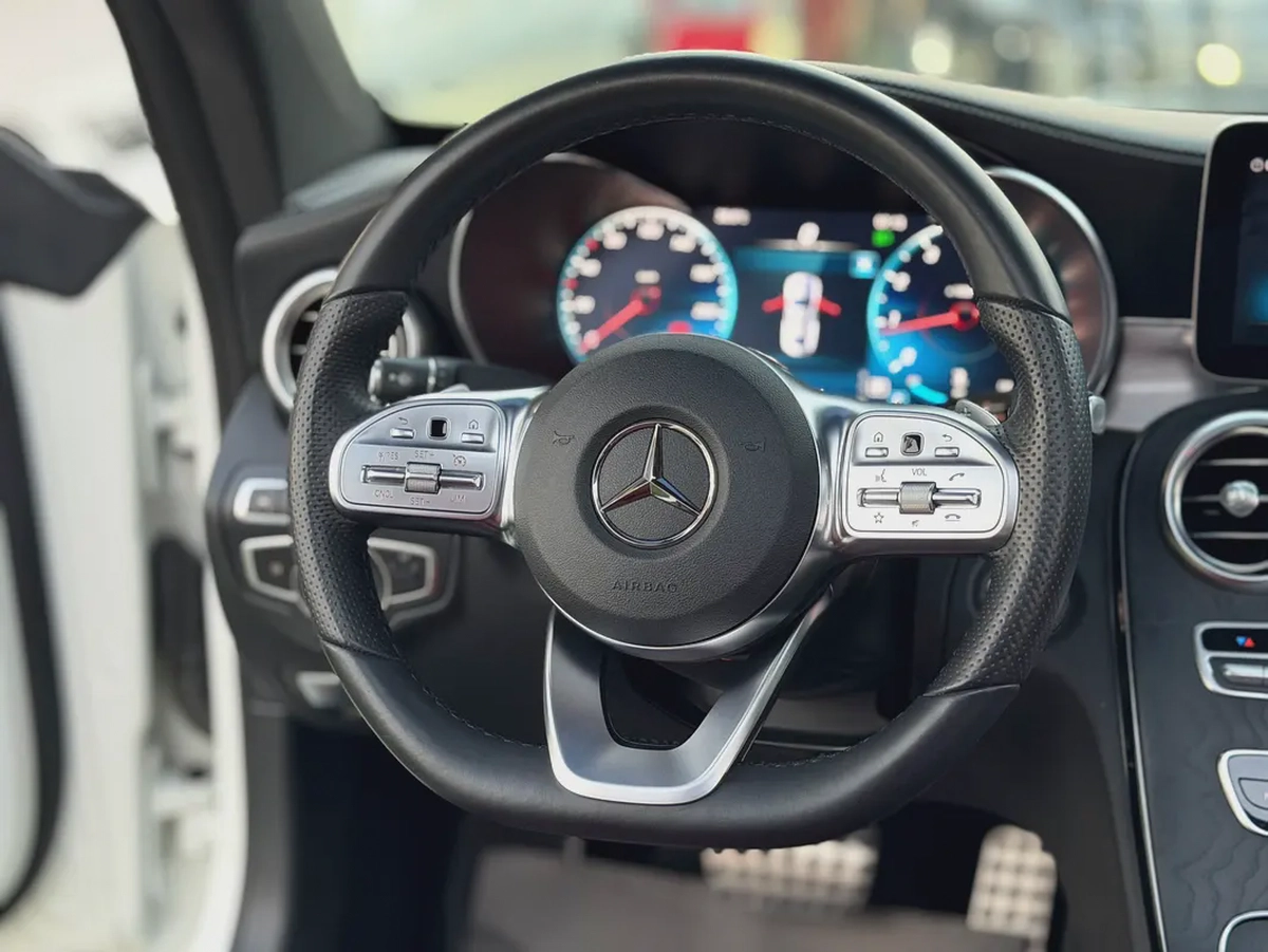 Mercedes C-Class C200 Coupe AMG 2021 GCC Specs |