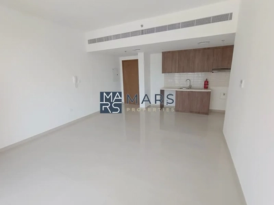 Luxury 1 Bedroom || With Balcony|| Ready to move-9