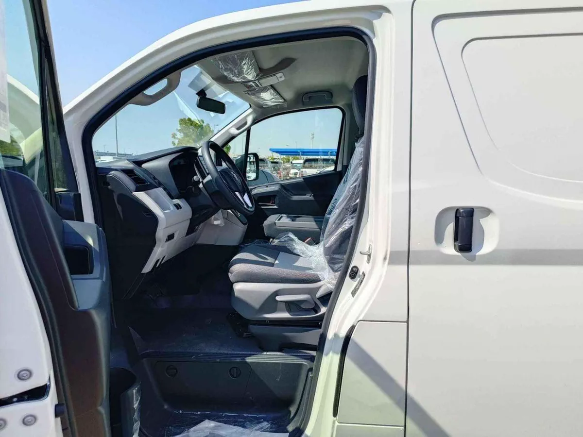 Toyota Hiace TOYOTA HIACE CARGO LOW ROOF || 3.5L PETROL A/T V6 (CODE # HCLRAE)-10-0