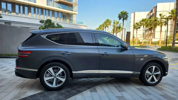 2023 Genesis GV80 Royal-Full option 3.5L/6 cyl-Excellent Condition
