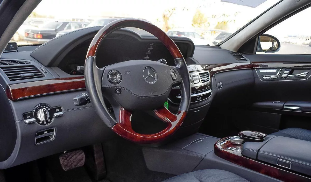 Mercedes Benz S600 LWB LARGE FULL OPTION-3-0