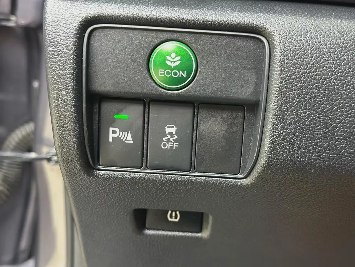 Honda Accord 2016 Full Option Korean Specs Original Paint-9-9