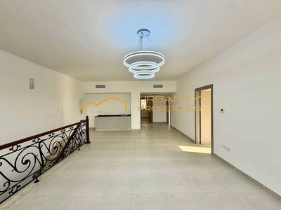 Spacious || Fully Renovated || 3 Bedroom Villa || Al Garhoud ||-7