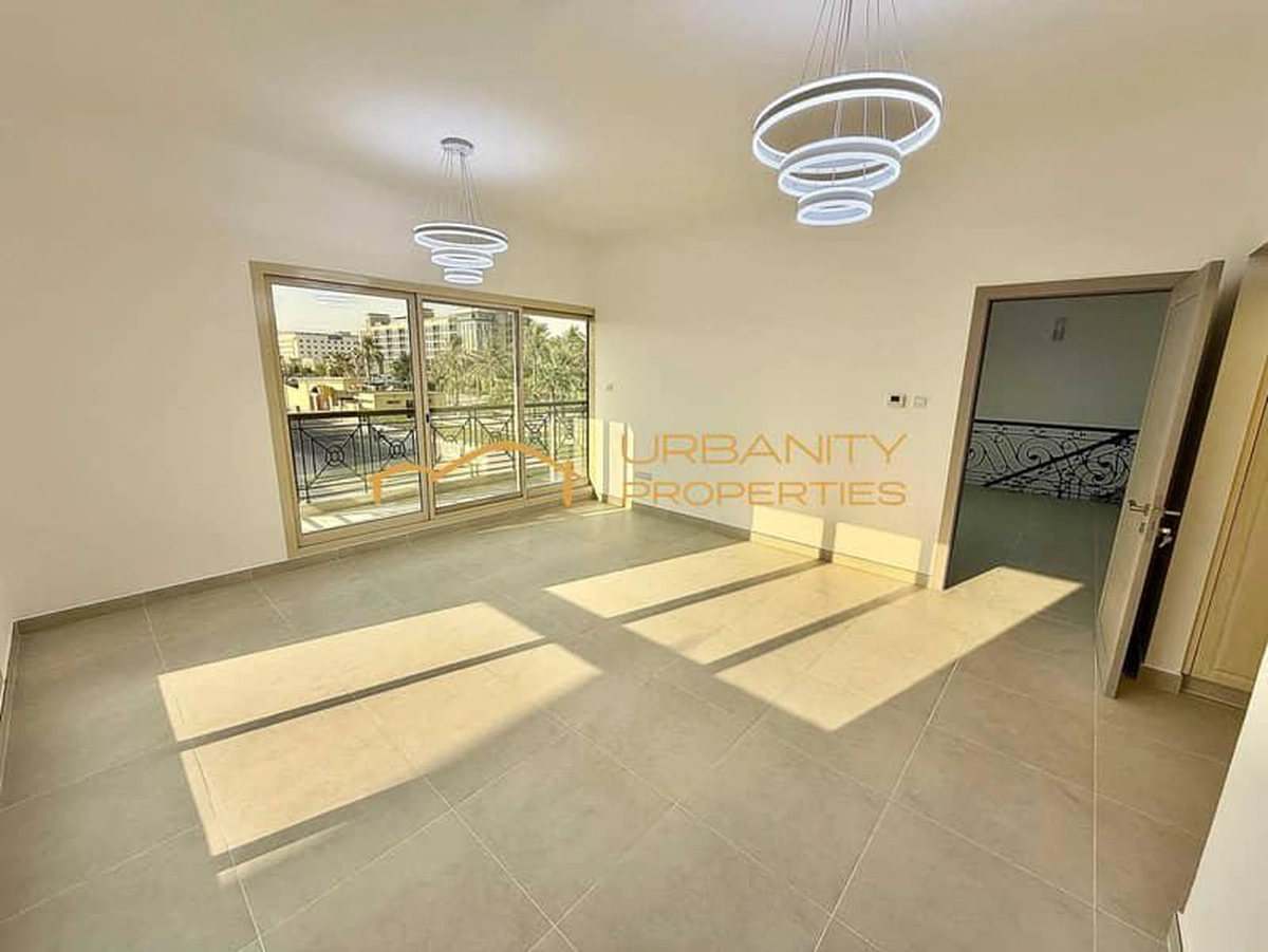 Spacious || Fully Renovated || 3 Bedroom Villa || Al Garhoud ||-6-6