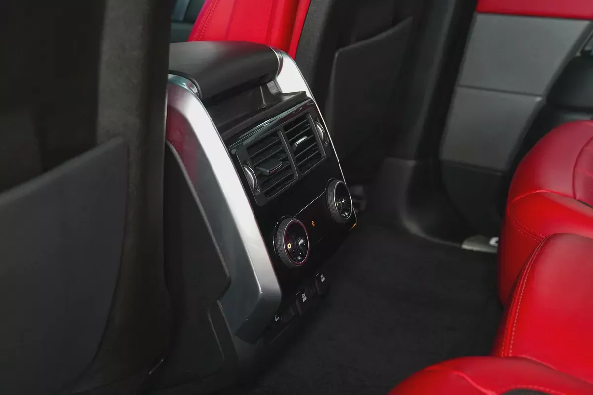 2019 - Range Rover Sport Supercharged GCC - V8 for 139,000.00 AED-13-13