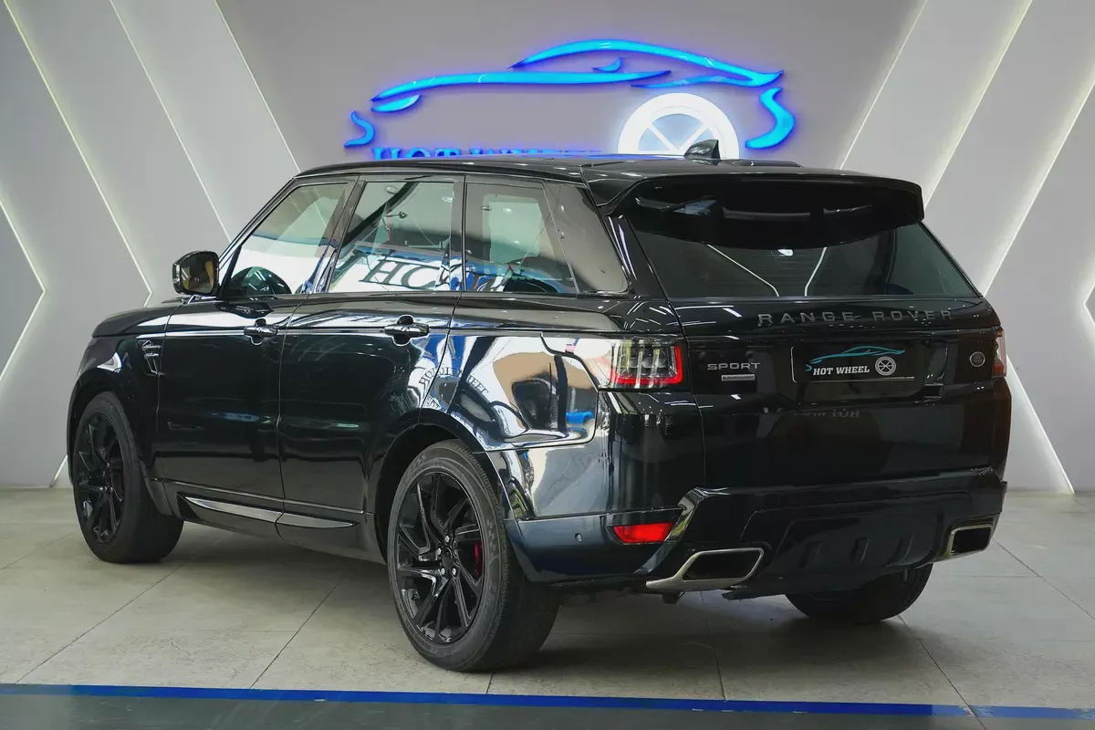 2019 - Range Rover Sport Supercharged GCC - V8 for 139,000.00 AED-4-4