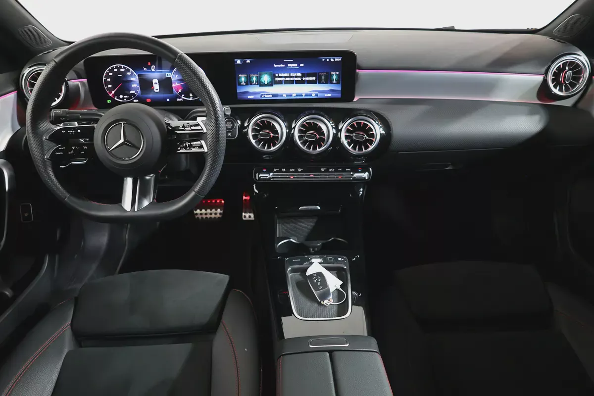 Brand New Mercedes-Benz A-Class A 200 | 2025 | GCC Specs-9-9