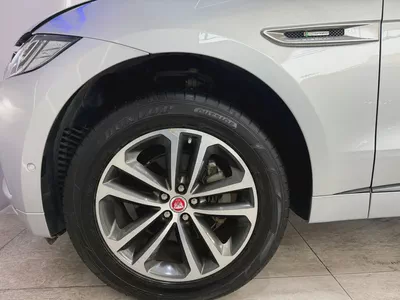 2019 - Jaguar F - Pace V4 for 77,000.00 AED-7