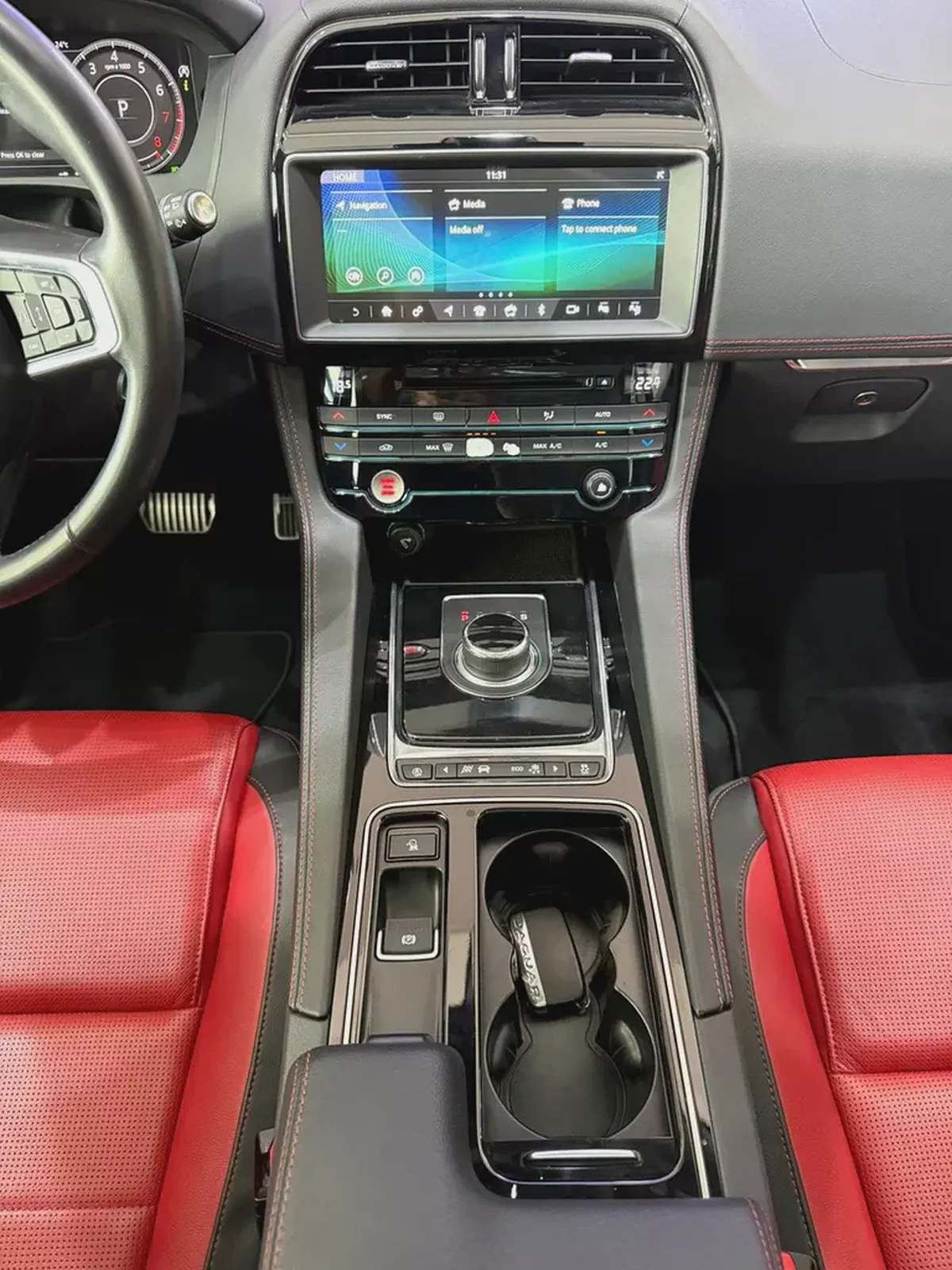2019 - Jaguar F - Pace V4 for 77,000.00 AED-14-14