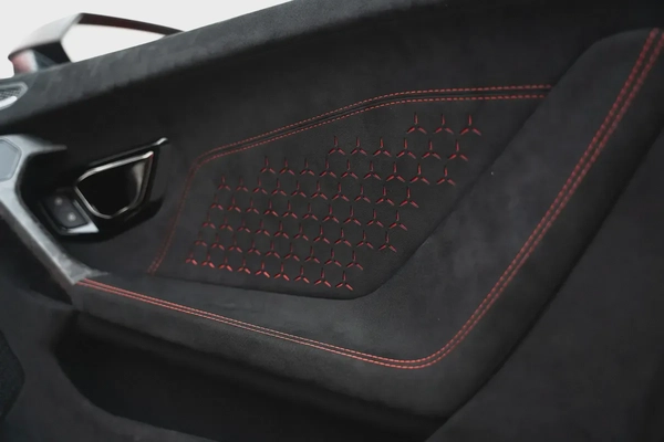 2019 LAMBORGHINI HURACAN PERFORMANTE SPYDER WITH WARRANTY AND SERVICE CONTRACT