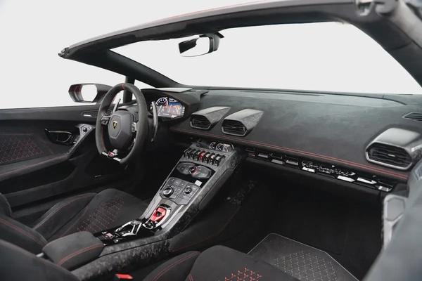2019 LAMBORGHINI HURACAN PERFORMANTE SPYDER WITH WARRANTY AND SERVICE CONTRACT