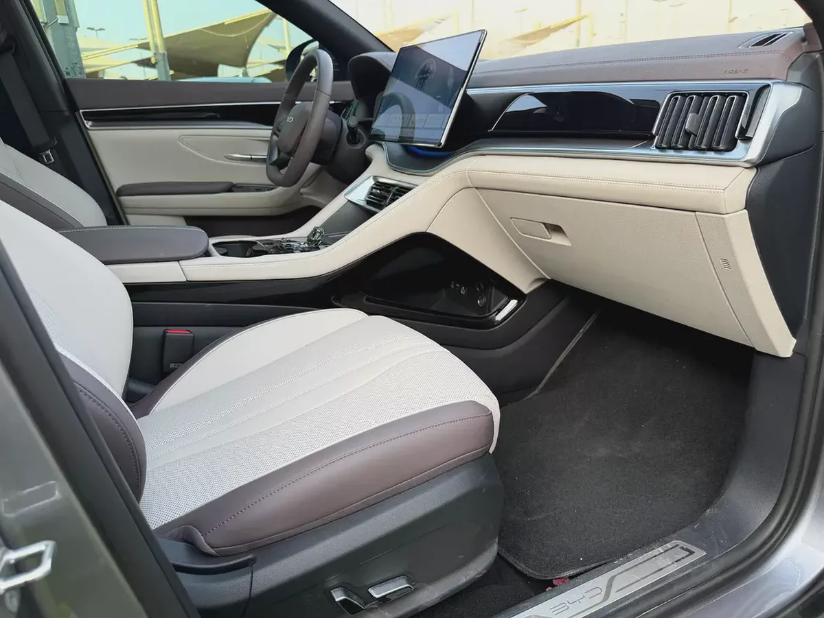 BYD Song Plus Premium- Chinese —2025- FULL OPTIONS-LOW MILAGE-FREE ACCIDENT-ORIGINAL PAINT-13-13