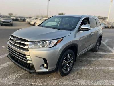 Toyota Highlander 2017 Toyota Highlander LE Plus - MidOption - 3.5L V6 - Full 7 Seater - Trunk Auto-1