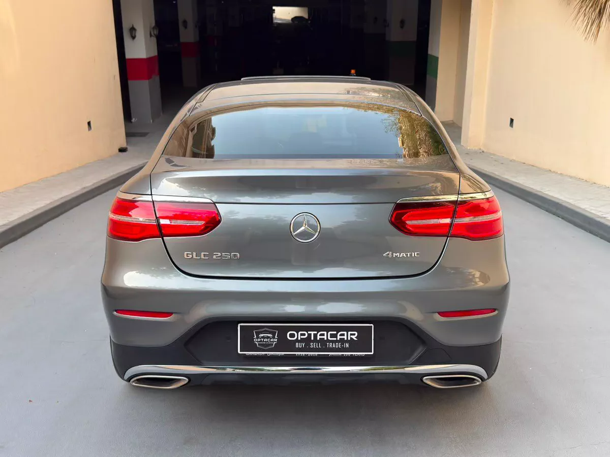 Gulf Specs 2019 MERCEDES GLC250 AMG 4MATIC Coupe 2.0Litre Turbo-Charged-3-3