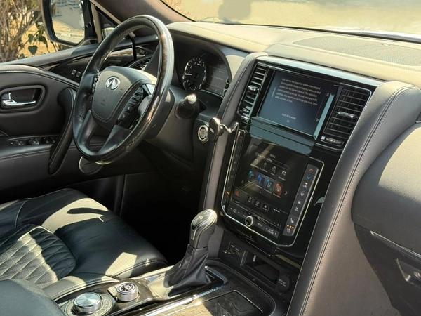 INFINITI QX80 | YEAR: 2021 | FULL-SERVICE HISTORY WITH AGENCY | WARRANTY UPTO DECEMBER 2026 |