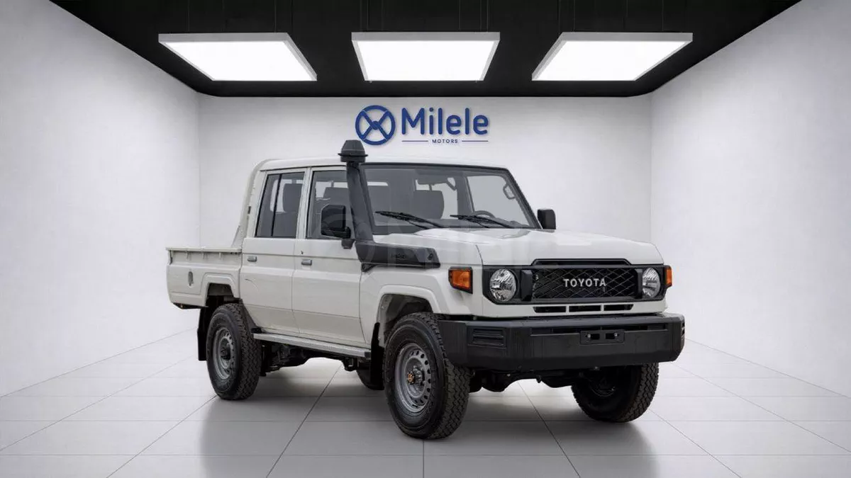 Toyota Land Cruiser Pickup 70 TOYOTA LAND CRUISER 79DC SNORKEL | 2-YEAR WARRANTY + SERVICE AVAILABLE | IN-HOUSE FINANCING | 0% DOW