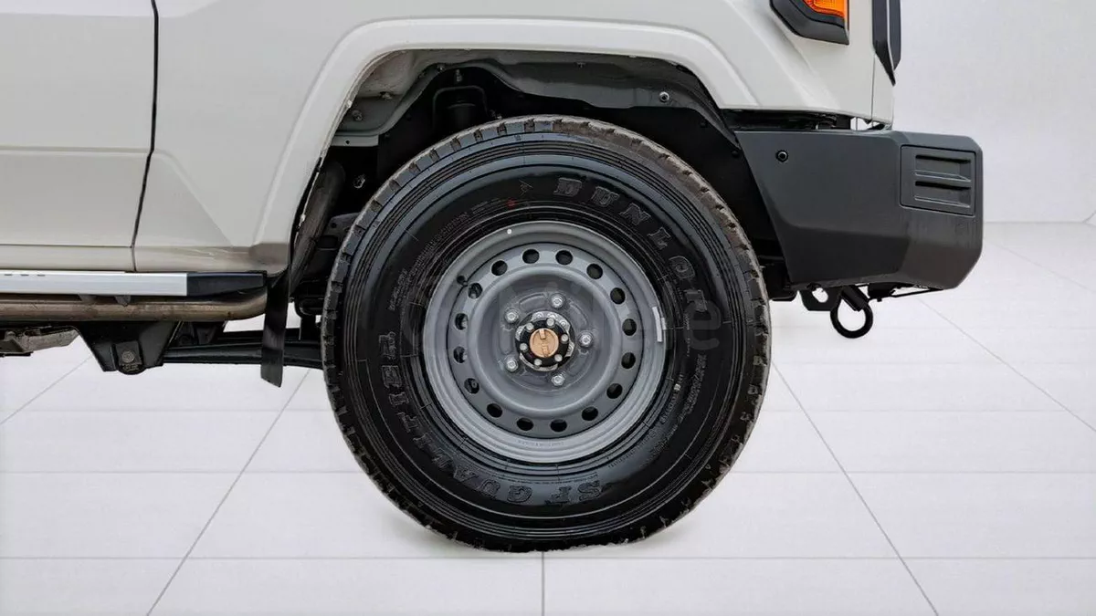 Toyota Land Cruiser Pickup 70 TOYOTA LAND CRUISER 79DC SNORKEL | 2-YEAR WARRANTY + SERVICE AVAILABLE | IN-HOUSE FINANCING | 0% DOW-4-0