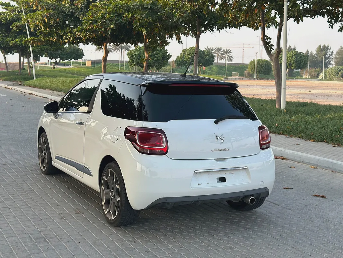 Citroen DS3-3-3